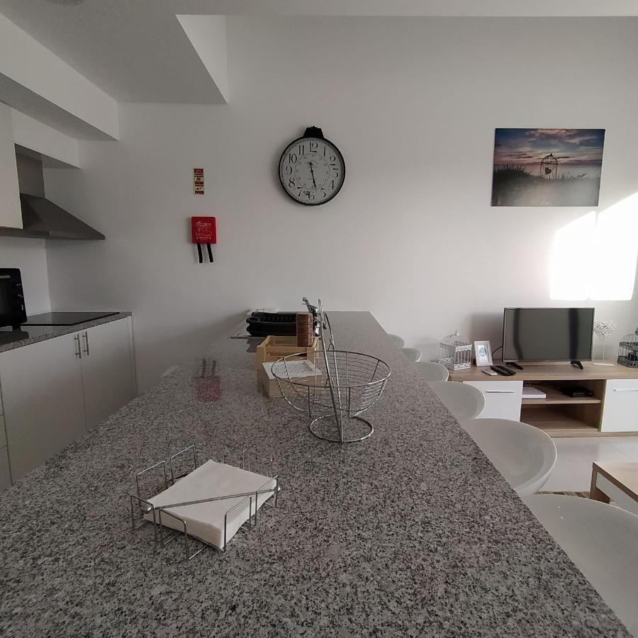 Helena'S House Apartment ปอนตาเดลกาดา ภายนอก รูปภาพ