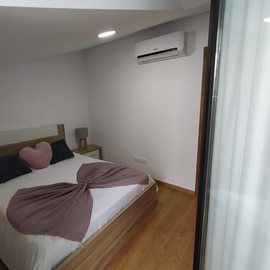 Helena'S House Apartment ปอนตาเดลกาดา ภายนอก รูปภาพ